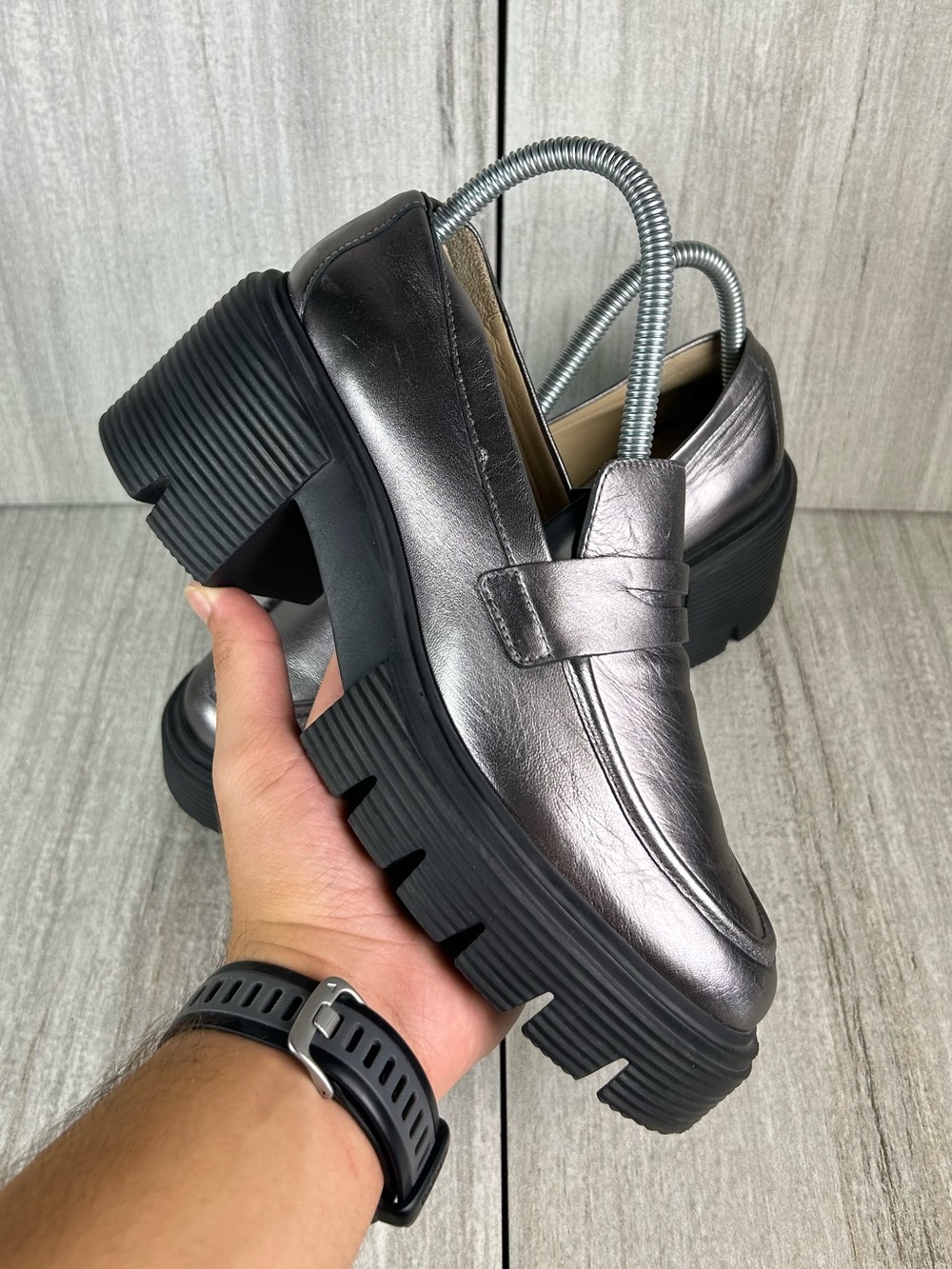 Stuart Weitzman SoHo Platform Penny Loafer Metallic Pewter Womens Size 6 B
